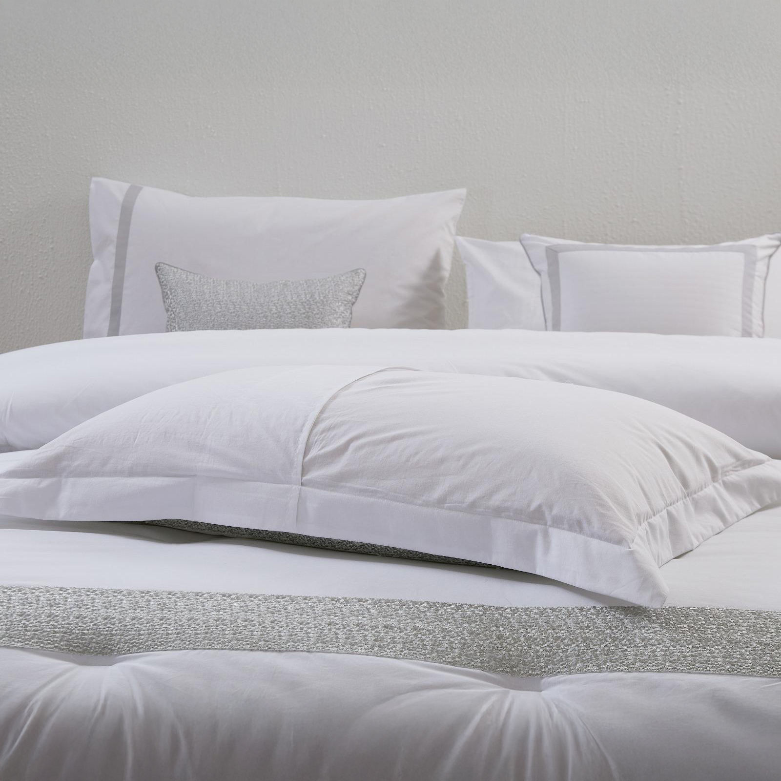 طقم غطاء تخت 7 قطع  CHARM GREY مجوز